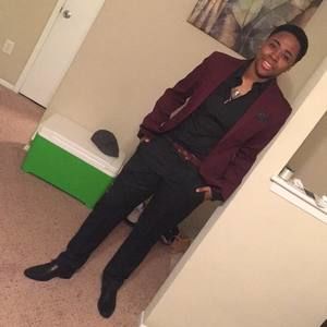 Meet your Posher, Robyn